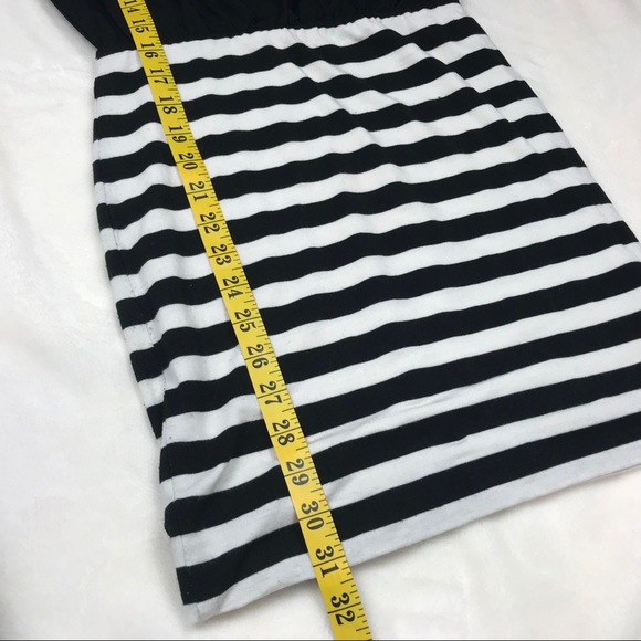 Forever 21 Black and White Sleveless Elegant Sexy Dress Elastic Waist Size Small - Picture 8 of 8